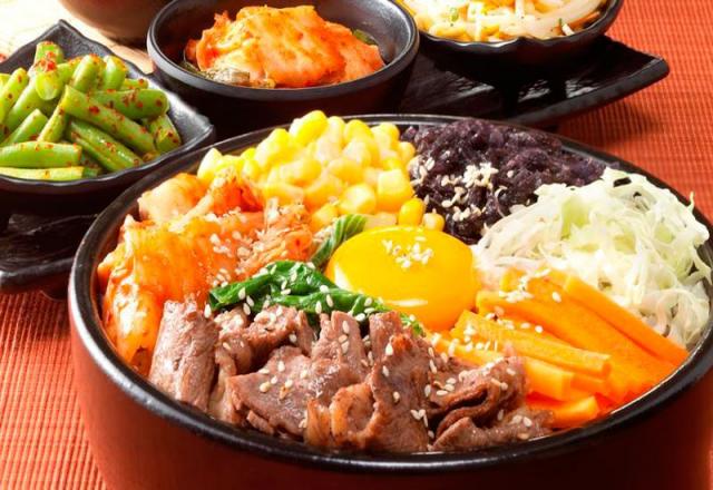 Học tiếng Hàn qua 44 loại món ăn nổi tiếng ở Hàn Quốc